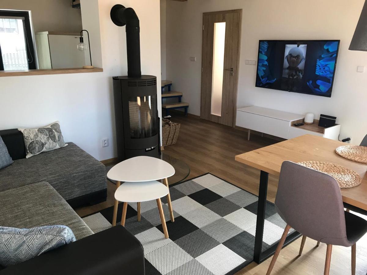 Chata Bellis Černá v Pošumaví Exteriör bild